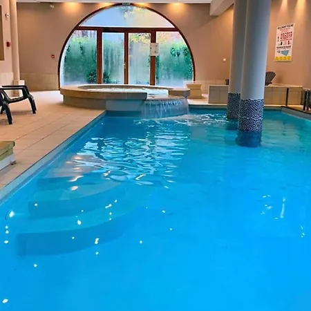Le Rioumajou 3 - T3bis - Proche Telecabine - Acces Piscine Interieure A Proximite Apartmán